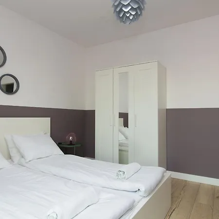 Shortstaypoland Zupnicza Apartment Warsaw